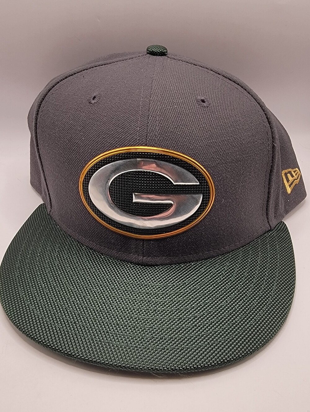 NFL Gray and Green Snapback Hat with Silver G Logo Greenbay Packers